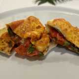 La sckattata venne inventata negli anni 40 da Domenico Ficarella, capostipite di tutti i pizzaioli baresi. Servita come antipasto � una sorta di calzone preparato con lo stesso impasto della pizza chiuso alle estremit� e riempito di pomodoro, rucola e soprattutto ricotta forte
